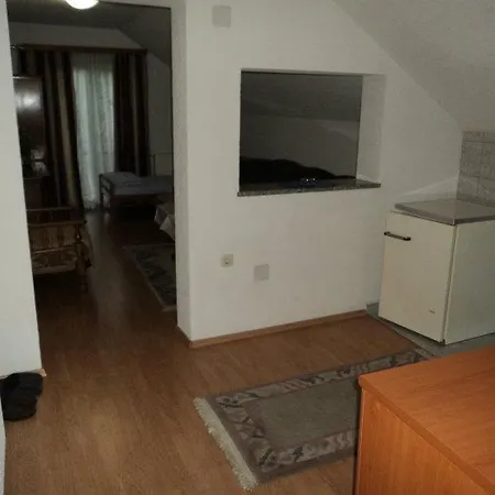 Herberg Prenociste I Okanovic *